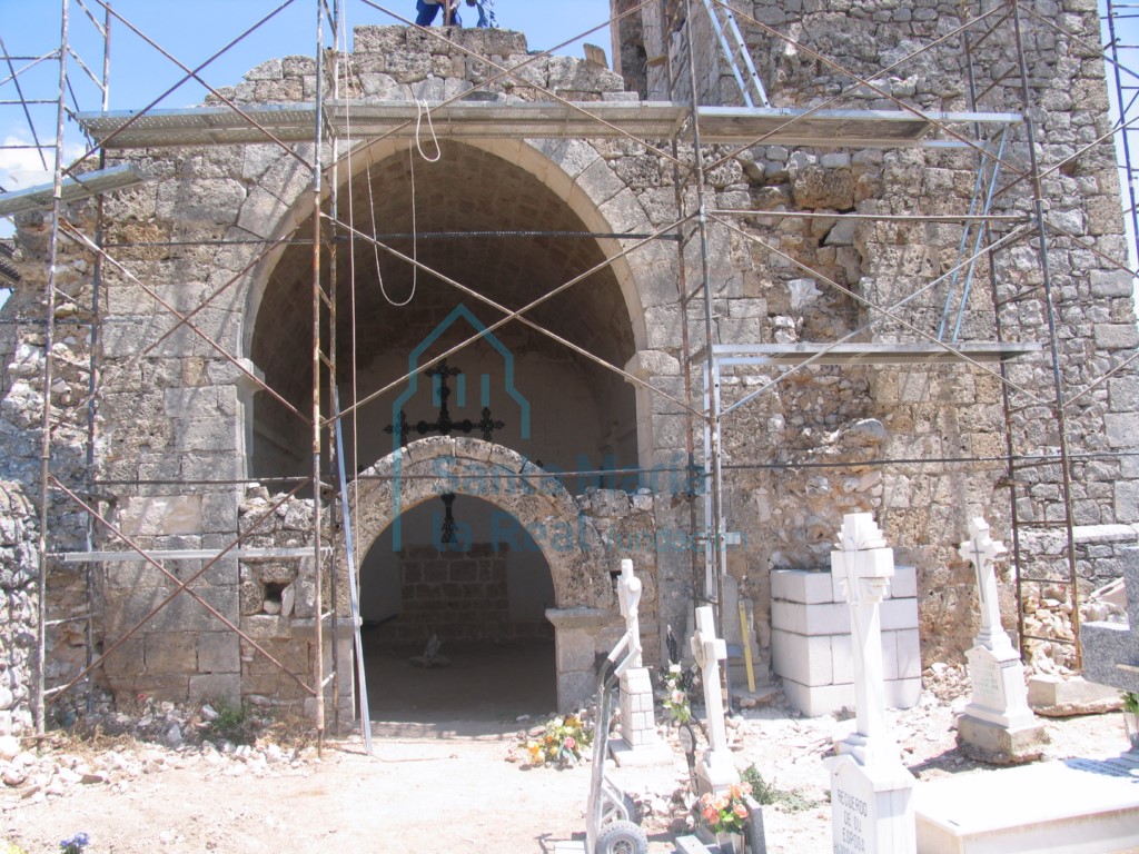 Exterior durante la restauración