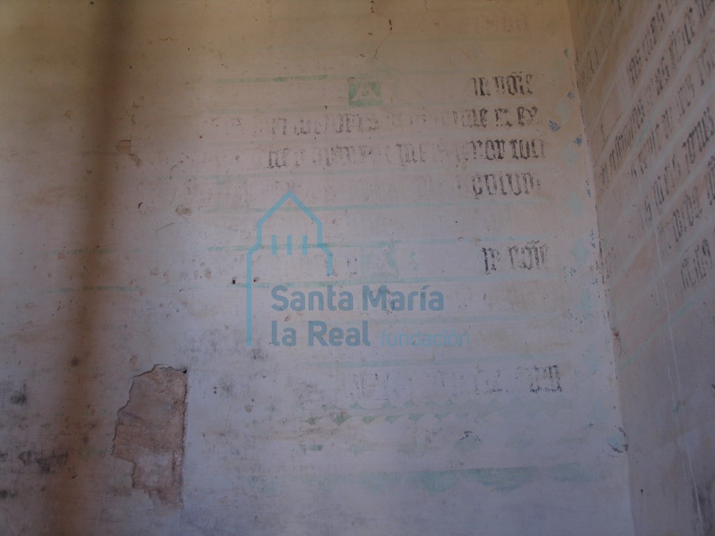 Inscripciones en el interior