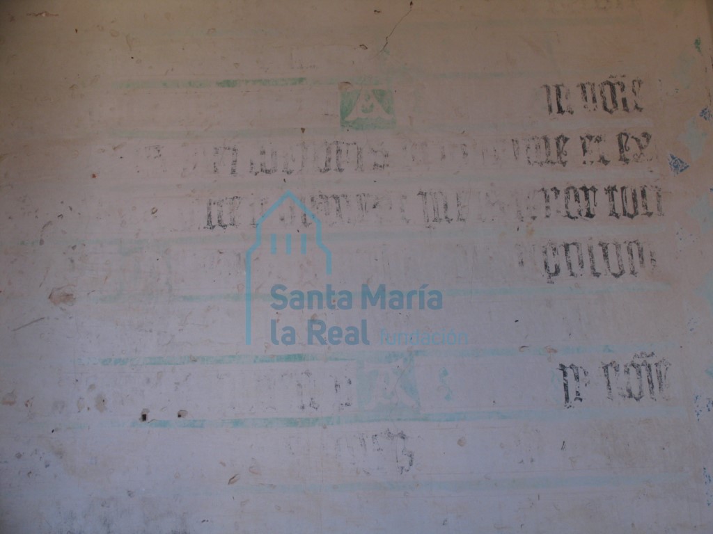 Detalle de las inscripciones en el interior