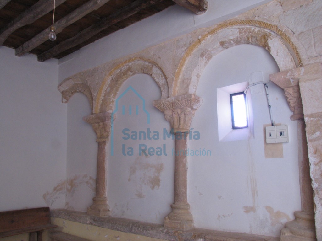 Vista desde el interior de los restos del pórtico