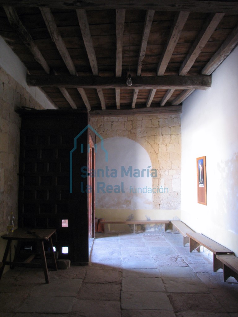 Vista del interior del antiguo pórtico