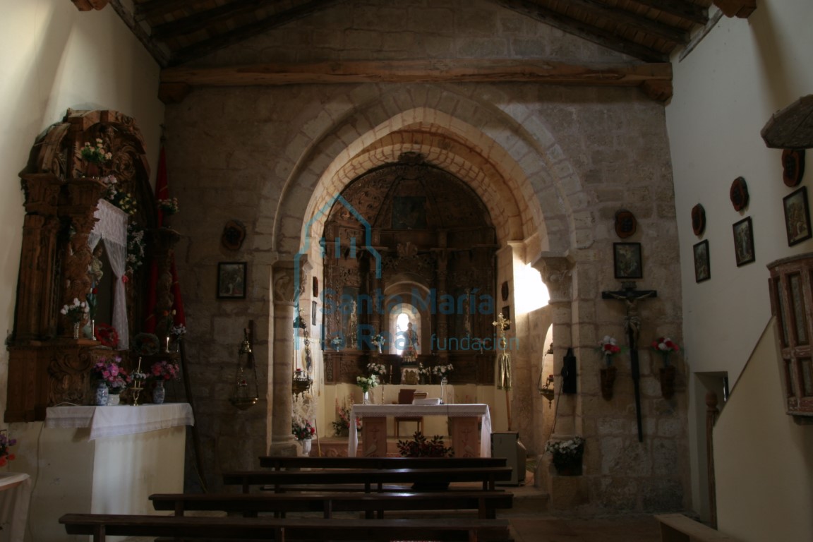 Interior de la cabecera