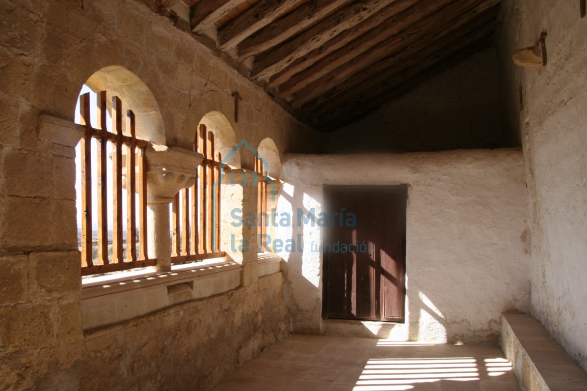 Interior de la galería porticada