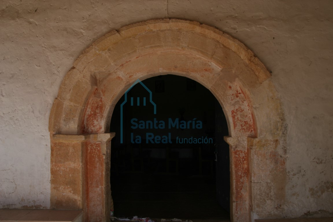 Portada de la iglesia