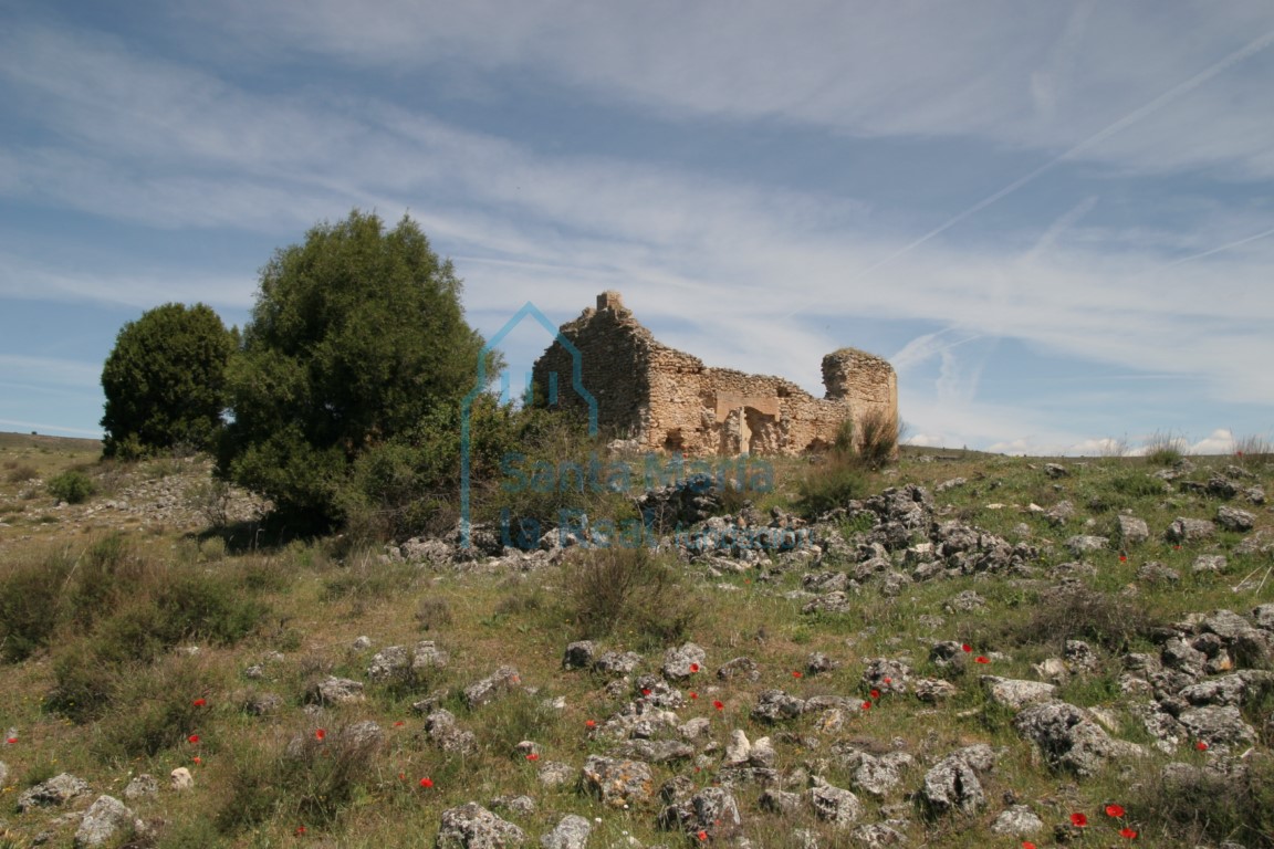 Vista de la iglesia desde el sudoeste