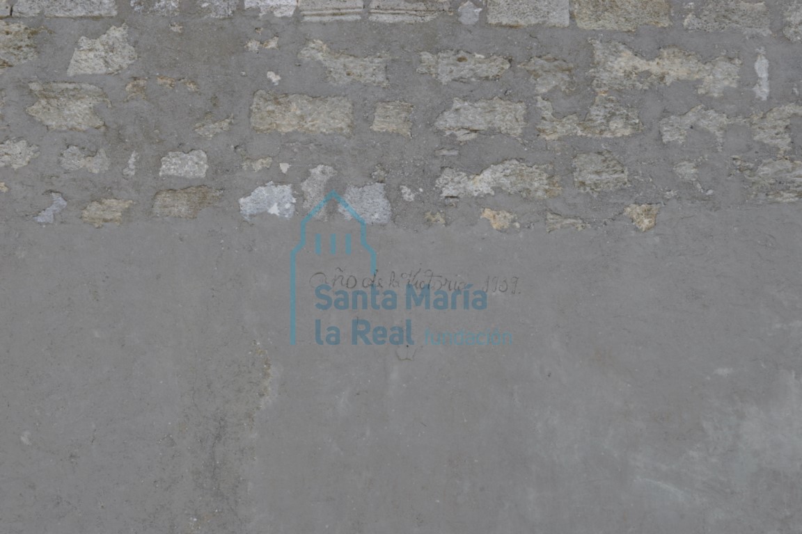 Inscripción en una de las fachadas