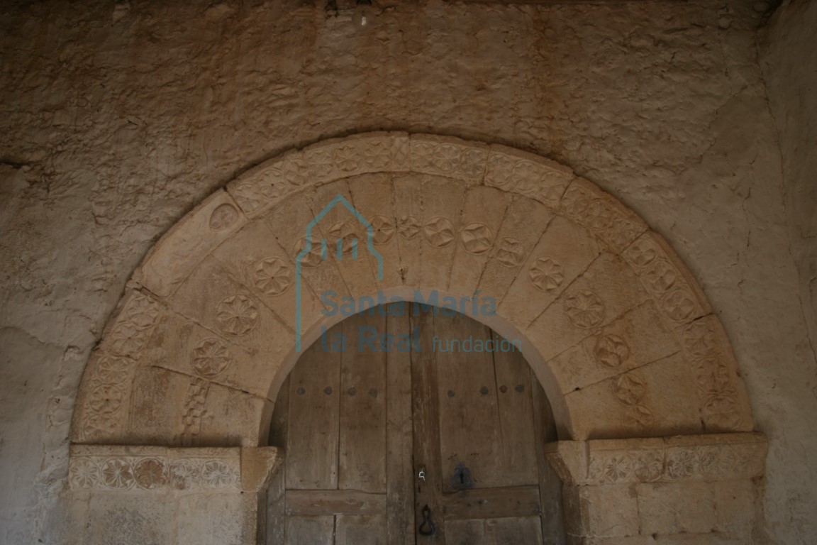 Detalle de la portada meridional