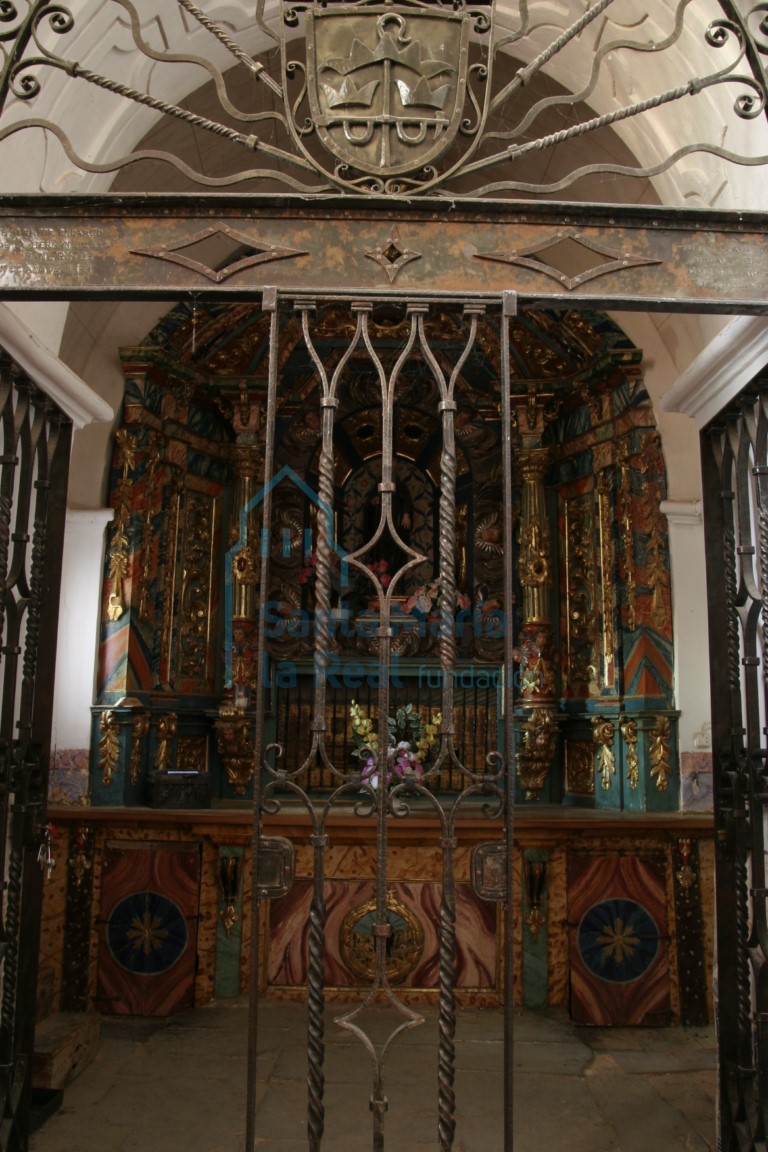 Interior de la capilla del evangelio o " de San Frutos"