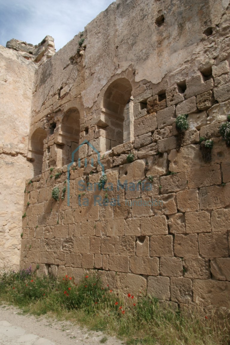 Detalle del muro meridional del colateral sur