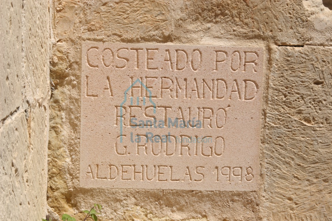 Inscripción de la restauración del Priorato en 1998
