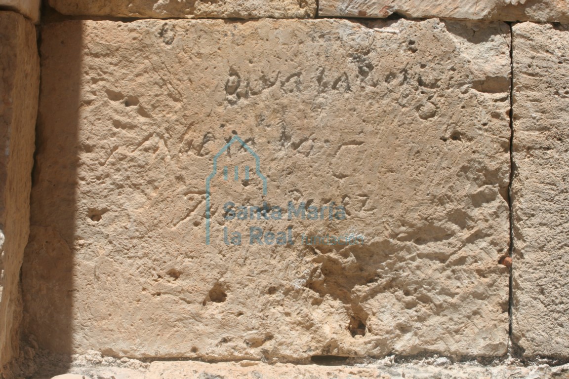 Inscripción en el muro
