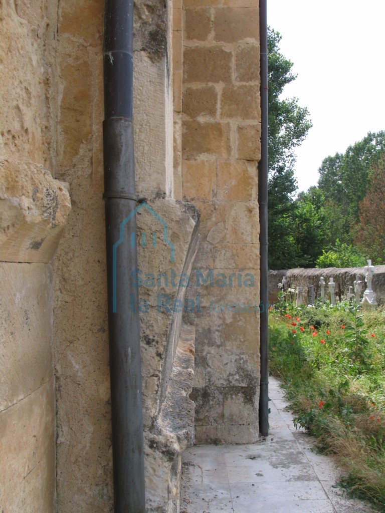 Detalle exterior del ábside