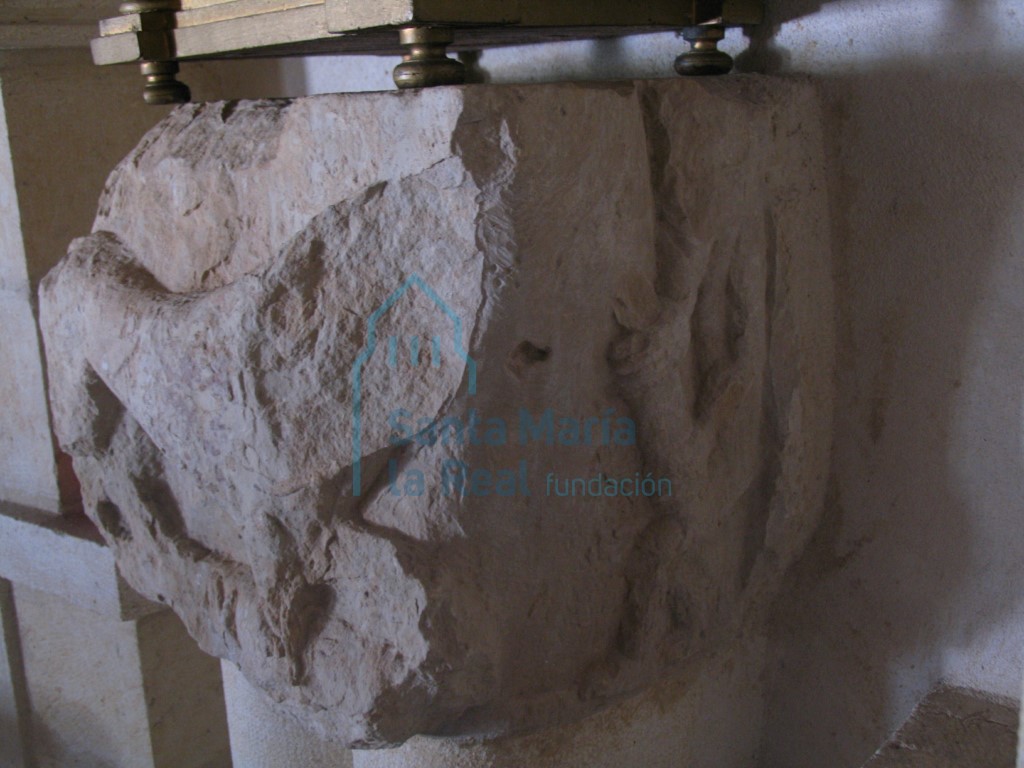 Capitel reaprovechado