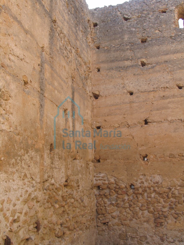 Vista de los muros desde el interior