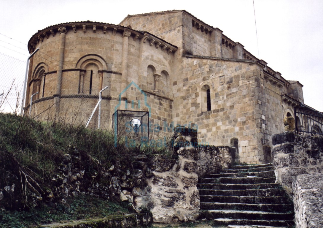 Exterior desde el sureste