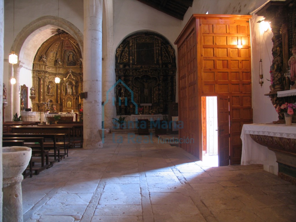 Interior de la iglesia