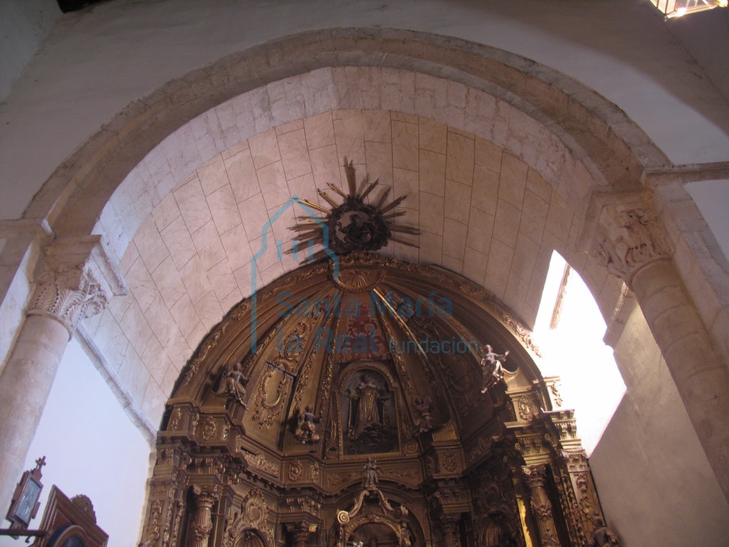 Interior de la cabecera Interior de la cabecera