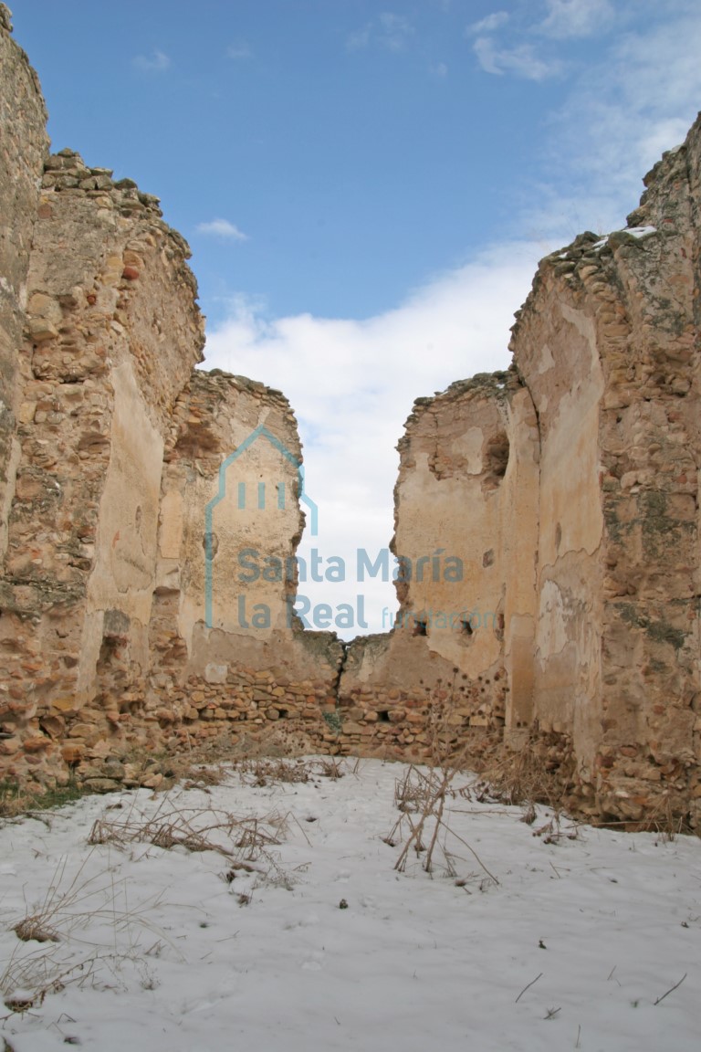Interior de la cabecera