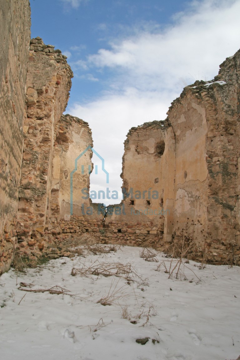 Interior de la cabecera