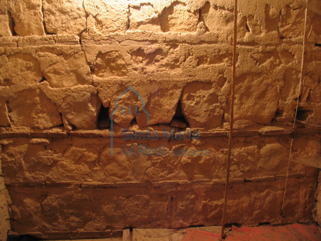 Muro del interior de la torre