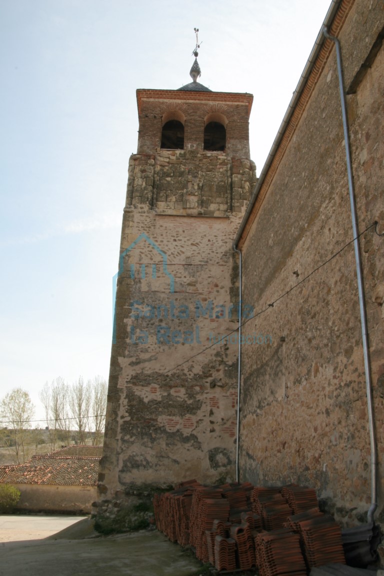 Vista de la torre desde el noroeste