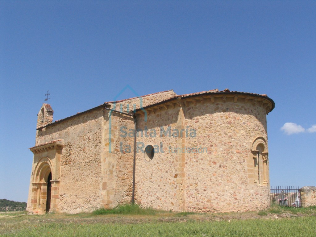 La ermita vista desde el sureste