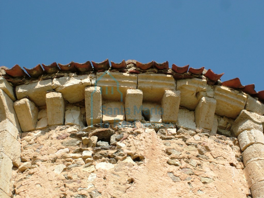 Canecillo del ábside