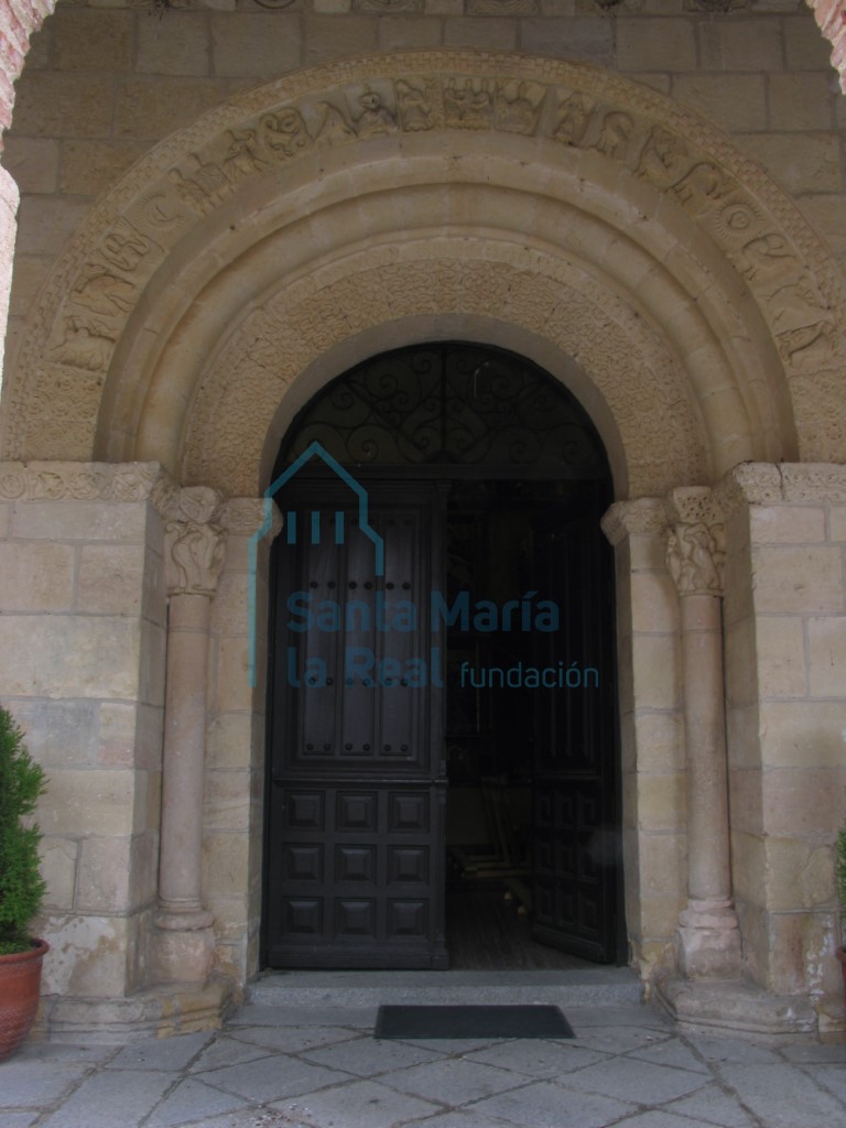 Portada meridional