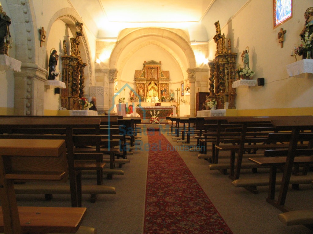 Interior de la iglesia