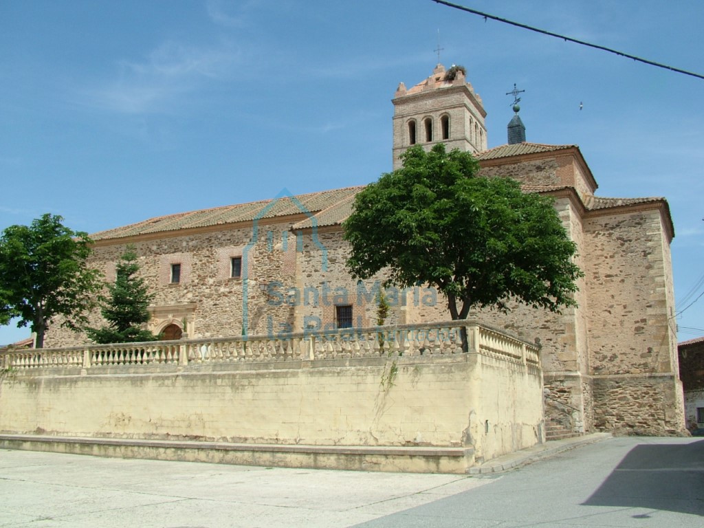 Exterior de la iglesia