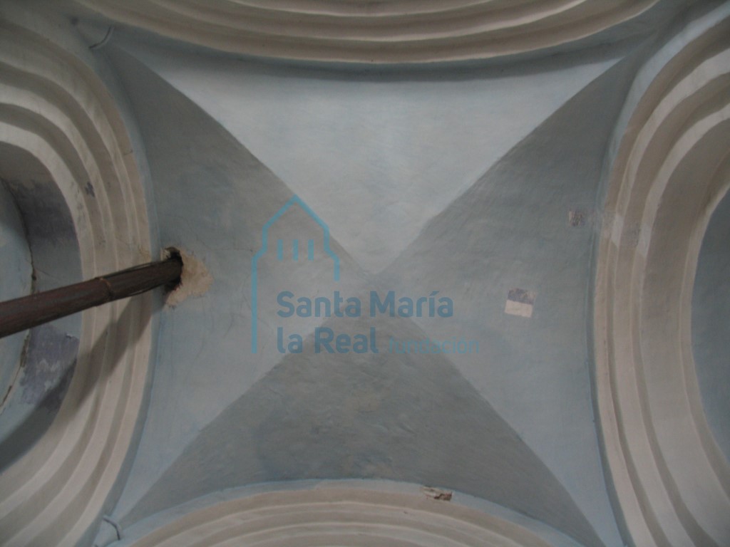 Bóveda de la capilla lateral