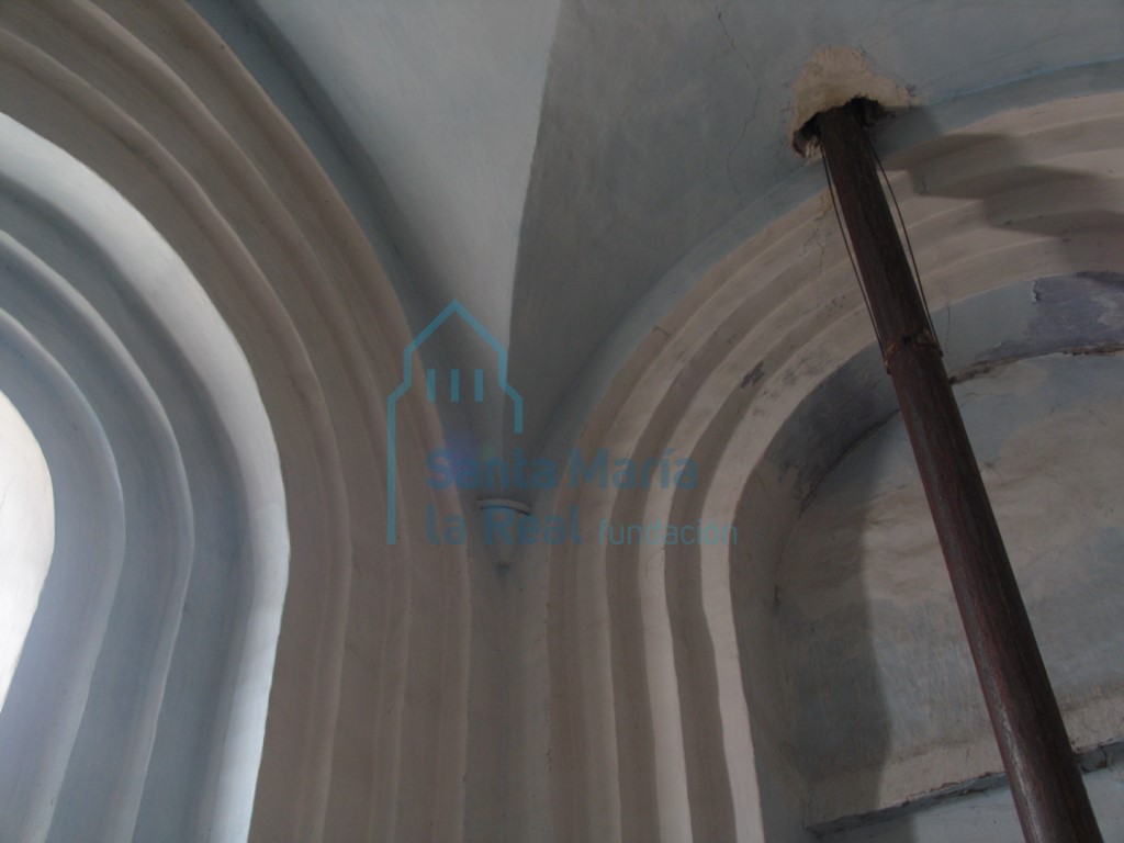 Bóveda de la capilla lateral