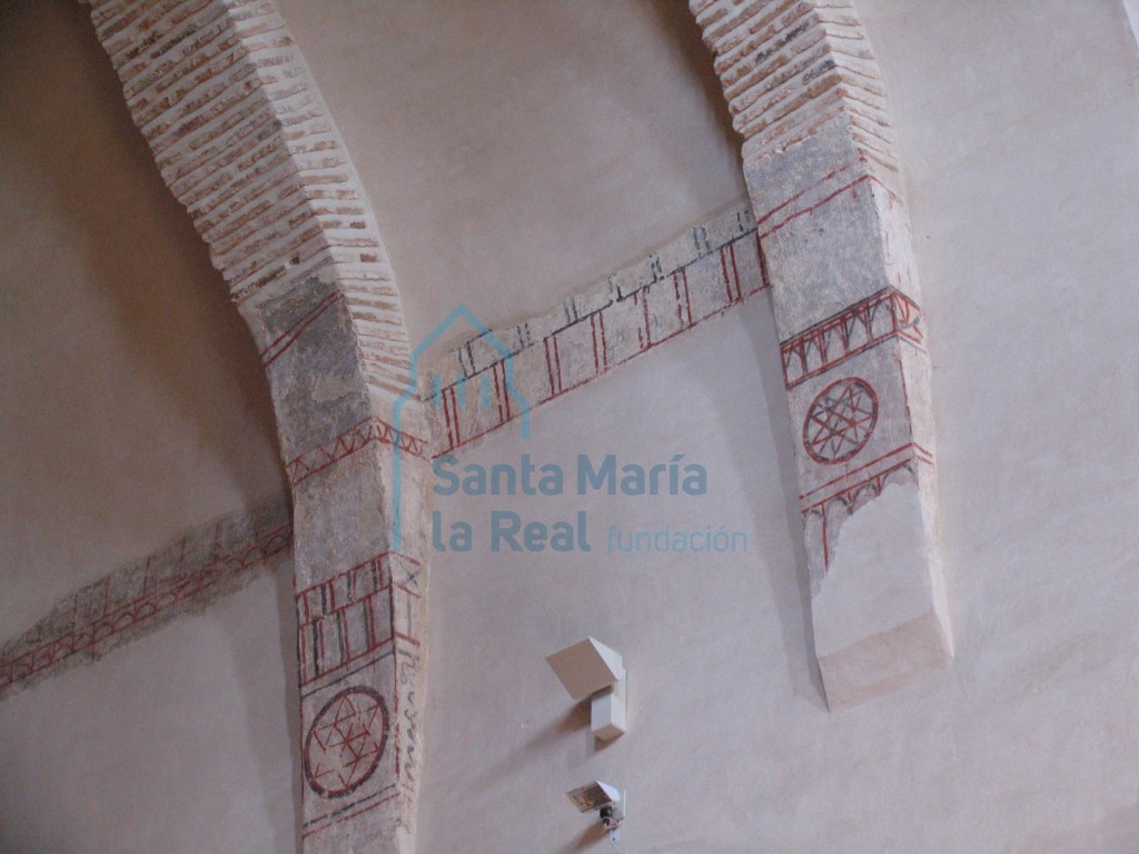 Ménsulas del lado izquiedo de la nave Ménsulas del lado izquiedo de la nave