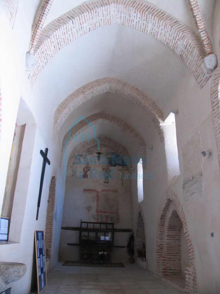 Interior de la capilla del lado derecho de la nave Interior de la capilla del lado derecho de la nave