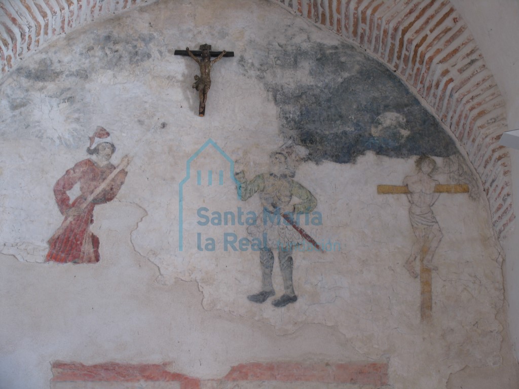 Restos de pintura en la cabecera de la capilla