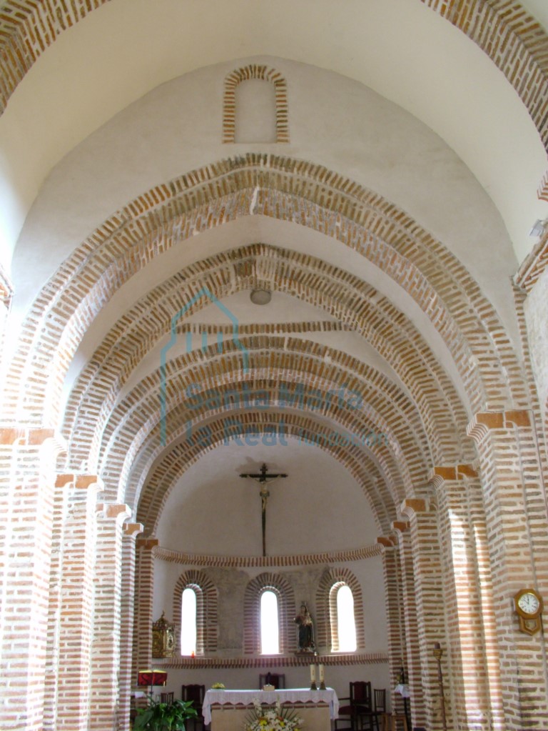 Interior de la nave