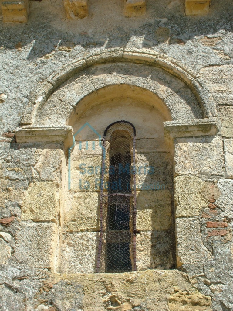 Ventana del sudeste del ábside