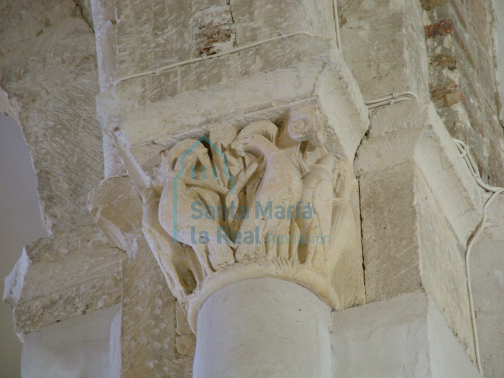 Capitel del arco triunfal