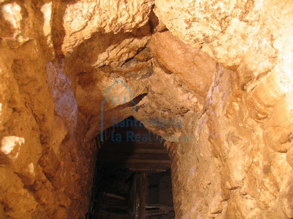 Acceso a la torre