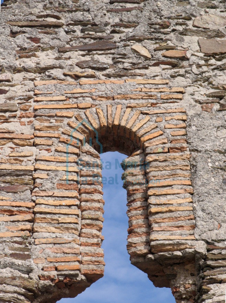 Ventana del hastial occidental