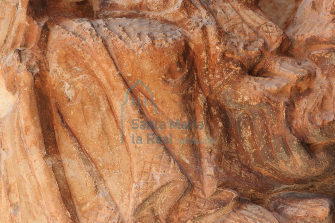 Detalle del capitel de la Epifanía de la portada de la galería