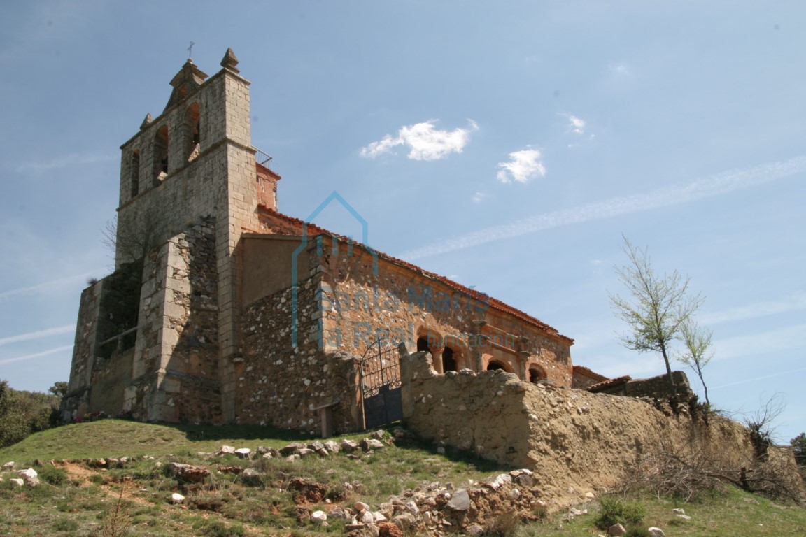 Exterior desde el suroeste