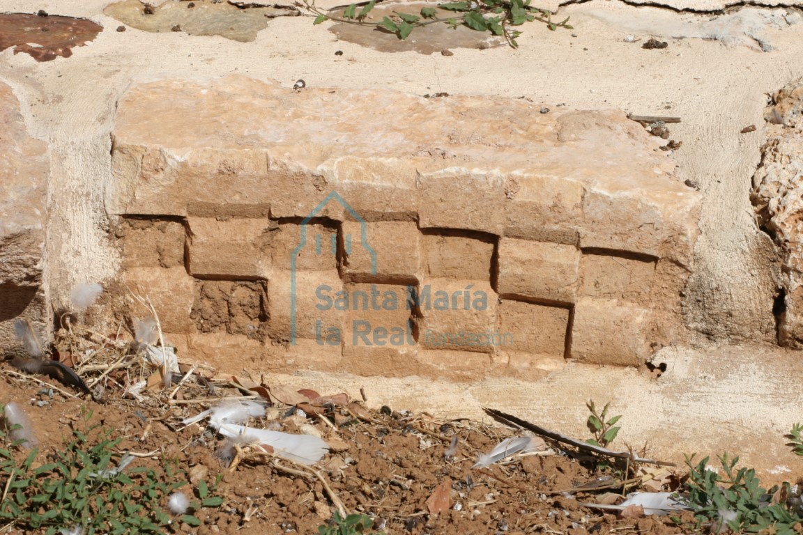 Fragmento de un friso ajedrezado