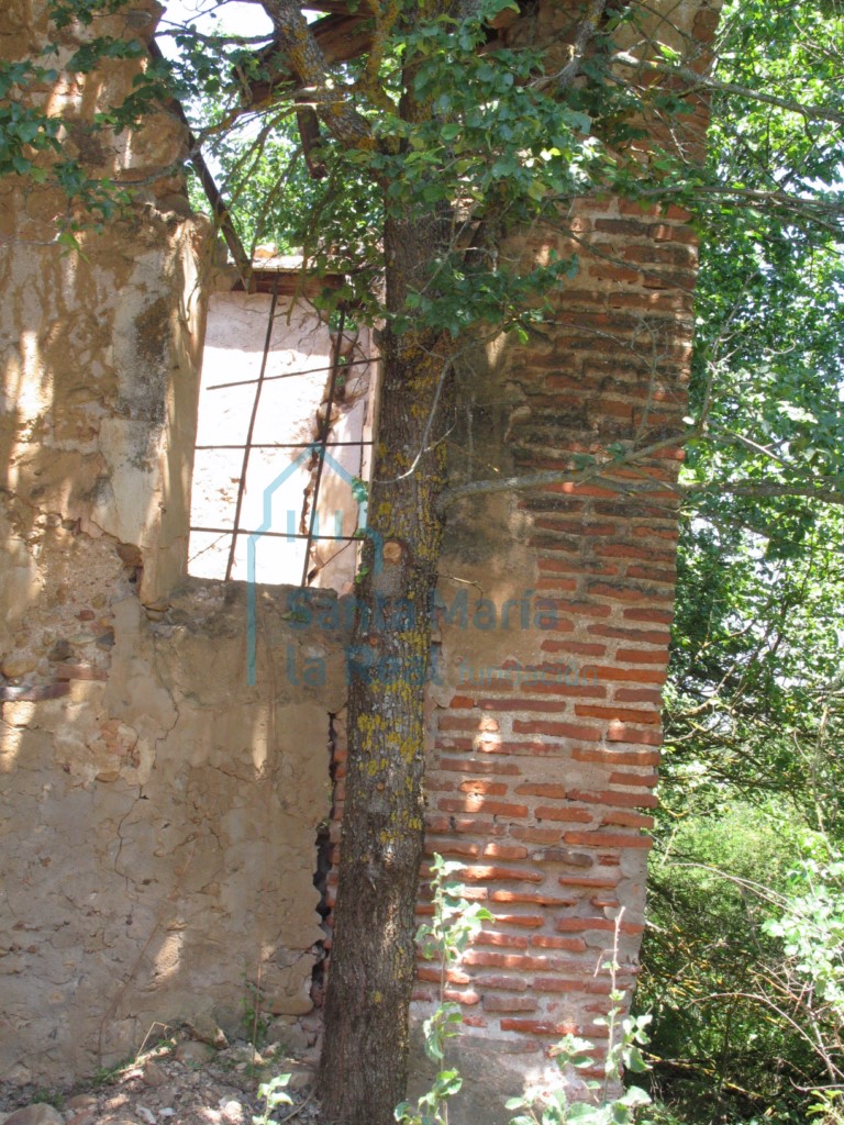 Detalle de una ventana de la cabecera