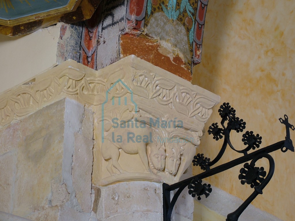 Capitel del arco triunfal