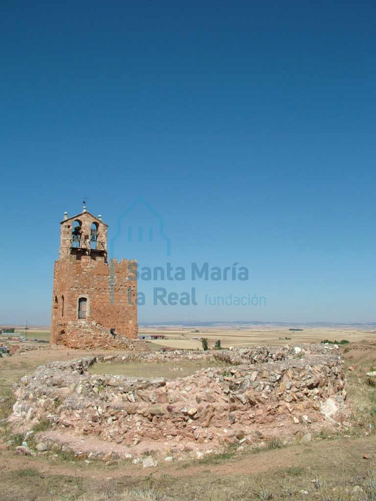 Restos de la ermita desde el sureste