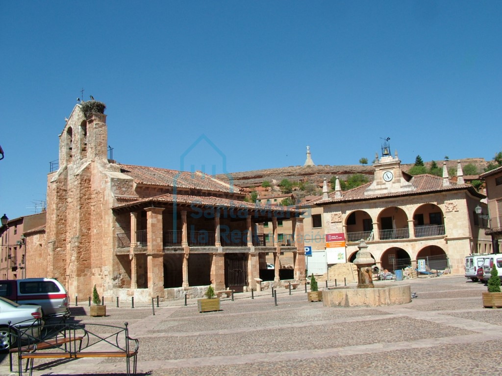 Vista de la iglesia desde el suroeste