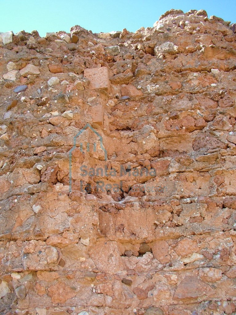 Restos de la cabecera