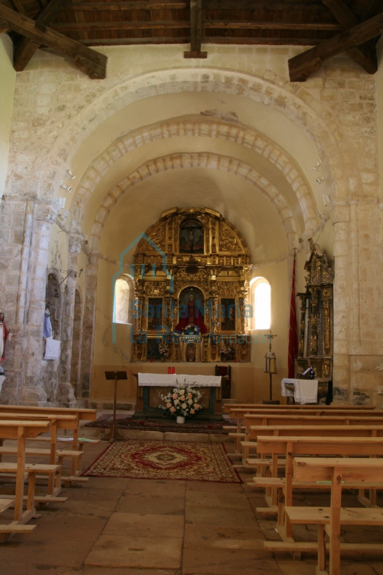 Interior de la iglesia