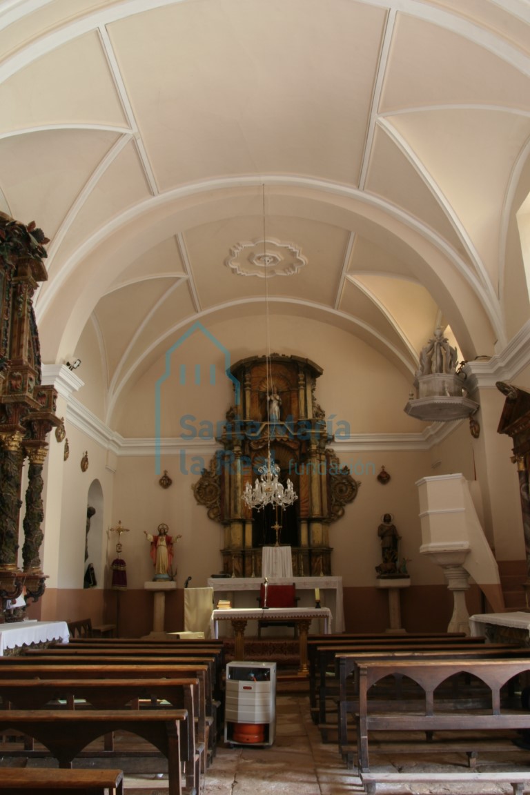 Interior desde los pies